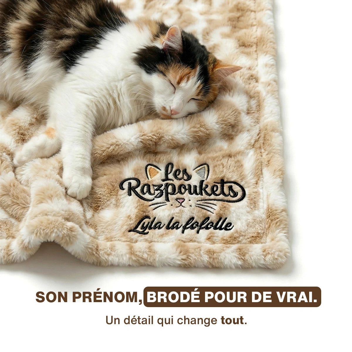 Plaid Cocon personnalisé chat — broderie cousue main