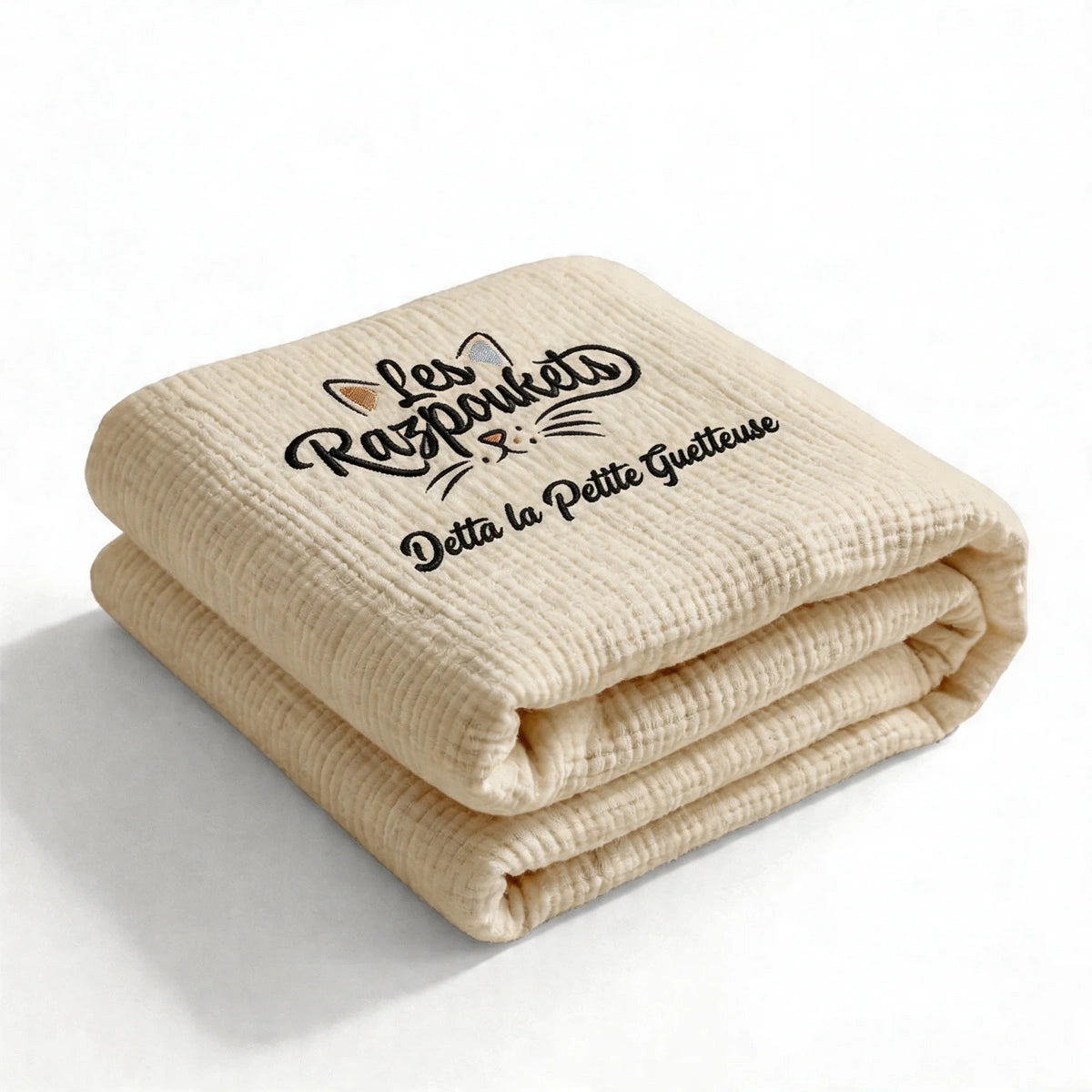 Plaid 100% coton brodé chat — broderie atelier spécialisé